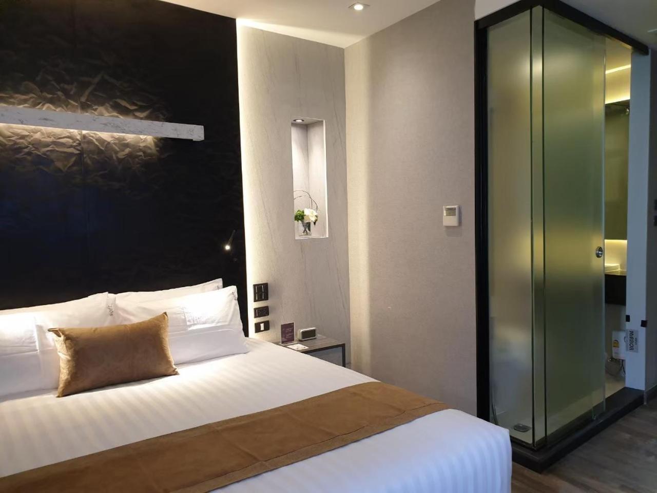 Hotel Aspira Gems Center Silom Bangkok Zimmer foto